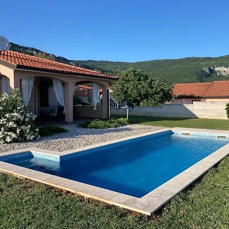 וילה Villa Roc Roč